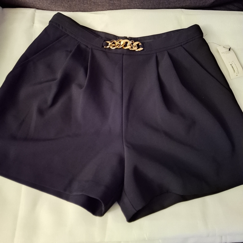 Bold Element Women's Black Shorts with Gold Accent Size 8